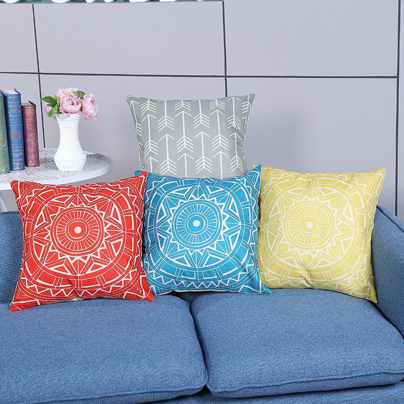 Bộ 3 vỏ gối sofa họa tiết thổ cẩm xanh đỏ vàng đẹp trang trí phòng khách