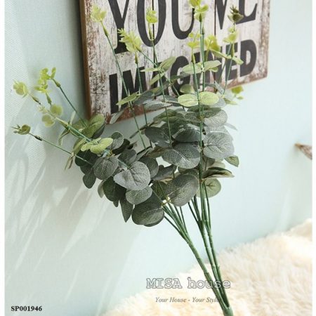 Cành lá xanh giả đẹp trang trí cây lá bạch đàn giả màu trắng phối cắm hoa hồng - hoa giả đẹp cao cấp giá rẻ tại TPHCM