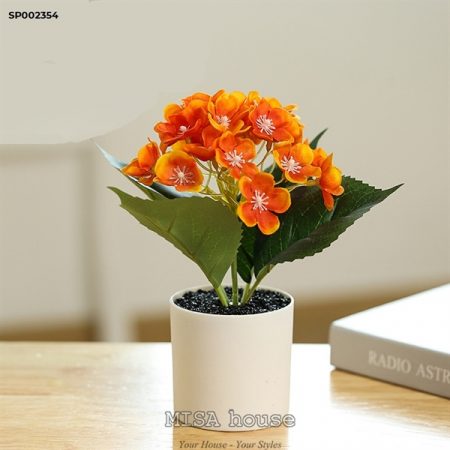 Bình hoa cẩm tú cầu nhỏ màu cam đậm để bàn cắm sẵn chậu nhựa